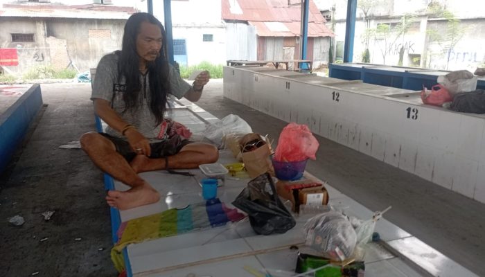 Gawat Ah! Pasar Ikan Pangkalan Brandan Jadi Tempat Nyantai ODGJ