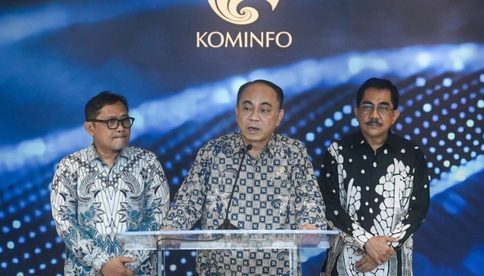 Menkominfo Jelaskan Alasan Pembentukan Dewan Media Sosial