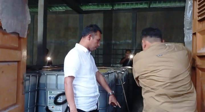 Kades Aktor Penimbun BBM Solar