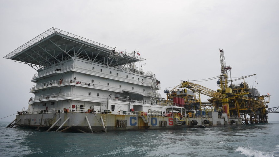 Kementerian ESDM Putuskan Harga Minyak Mentah Mei 2024 Turun