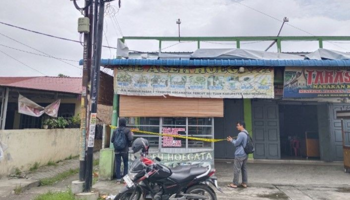 Penjual Mie Aceh Membusuk di Warung