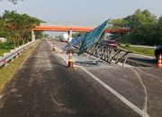 Bus Rombongan Rektor Unpam Kecelakaan di Tol Cipali, 1 Meninggal