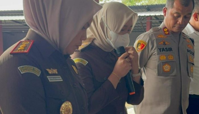 ASN Kejari Tapsel Dijemput Paksa Polisi