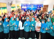 Pemerintah Kota Binjai Serahkan Honor Kader Posyandu