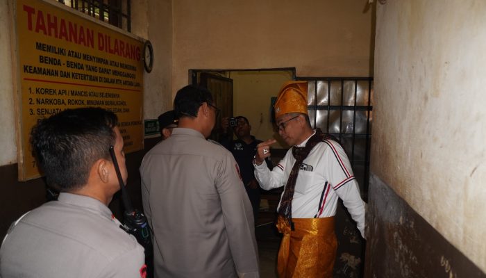 Anggota Komisi III DPR RI Lihat Rumah Tahanan Polres Langkat, Ada Apa?