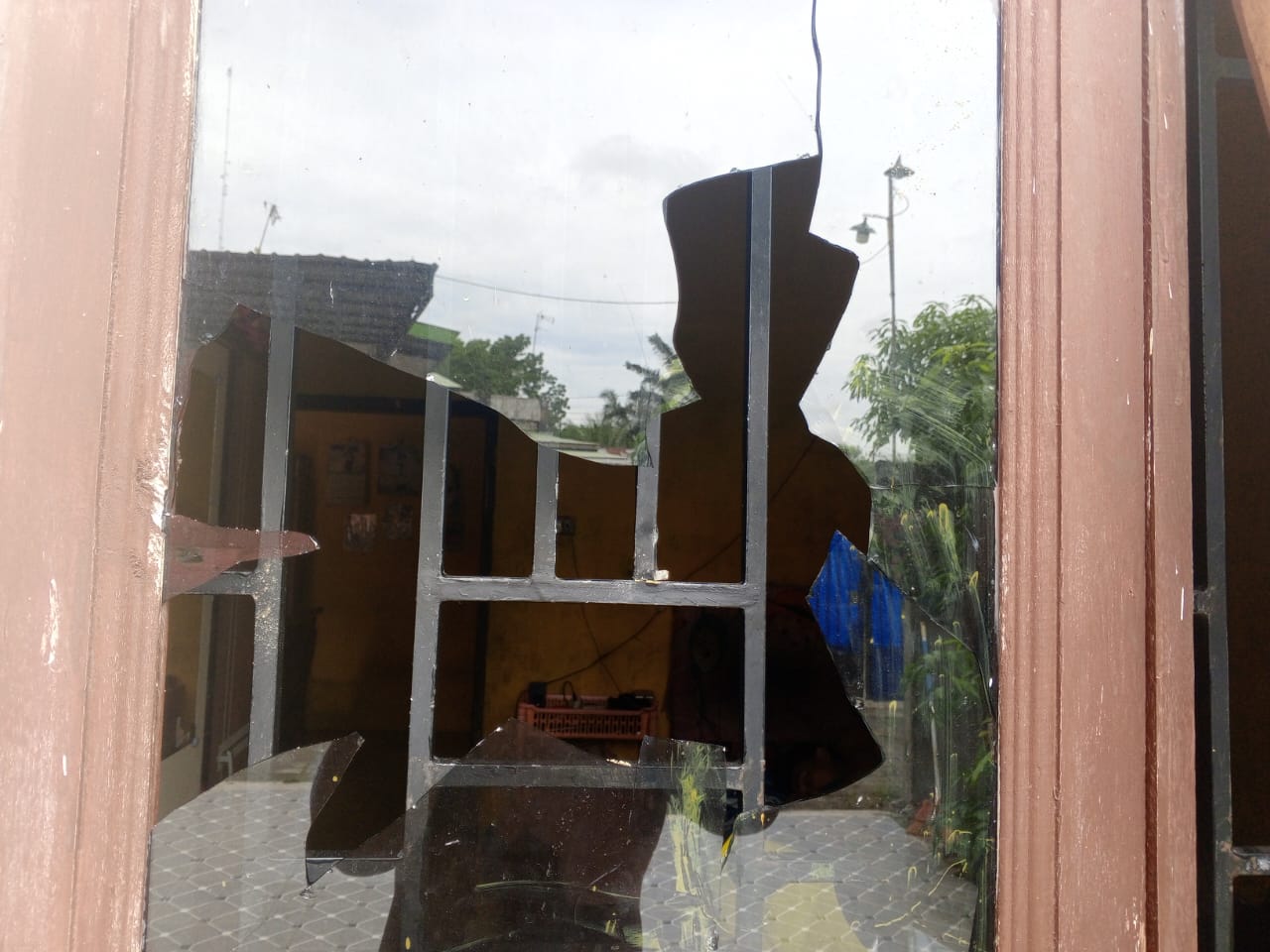 Rumah Wartawan di Langkat Dilempar Bom Molotov