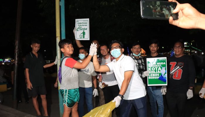 Wakil Wali Kota Binjai Bersama Anak Muda Lakukan Aksi Kutip Sampah