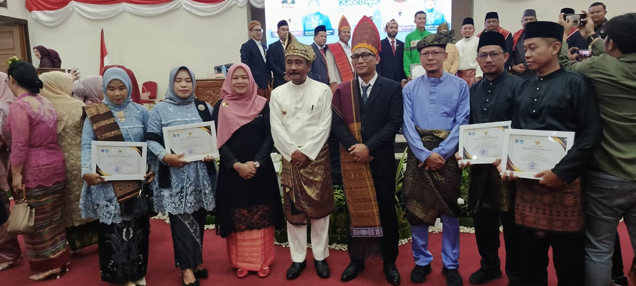 Guru SD Doktor Handoko