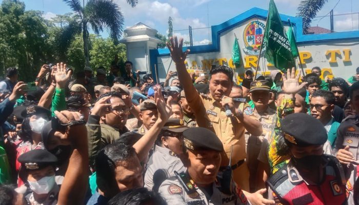 Lawan Institute Kritik Pernyataan Wabup Deli Serdang yang Sebut “Kabupaten Nahdliyin” Saat Demo Al-Washliyah