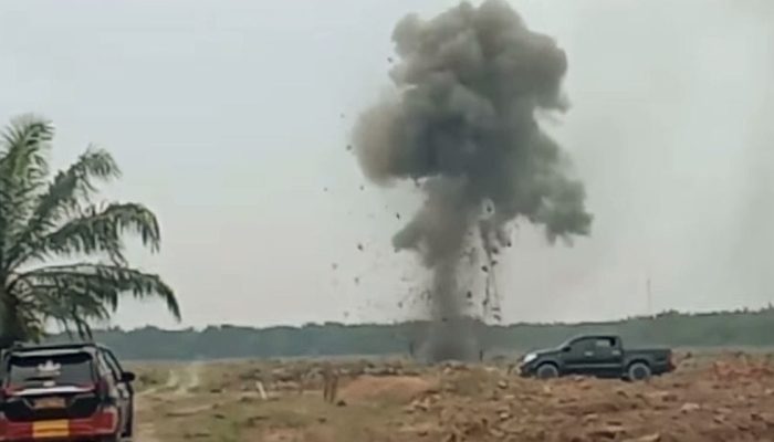 Tim Gegana Brimob Polda Sumut Lakukan Disposal Seluruh Bom Mortir di Hinai