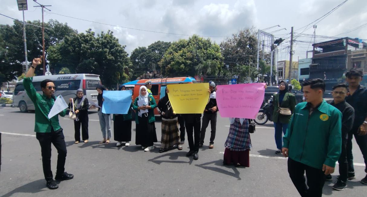 Skandal DBH Sawit dan Proyek Masjid Menguap