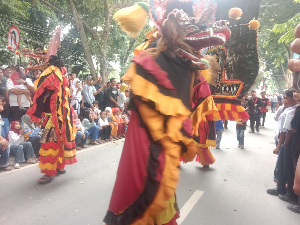 Ribuan Masyarakat Stabat Saksikan Karnaval Kemerdekaan RI