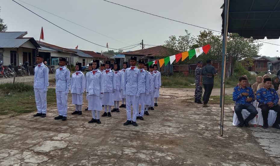 TNI AL dan Pemdes Kwala Gebang