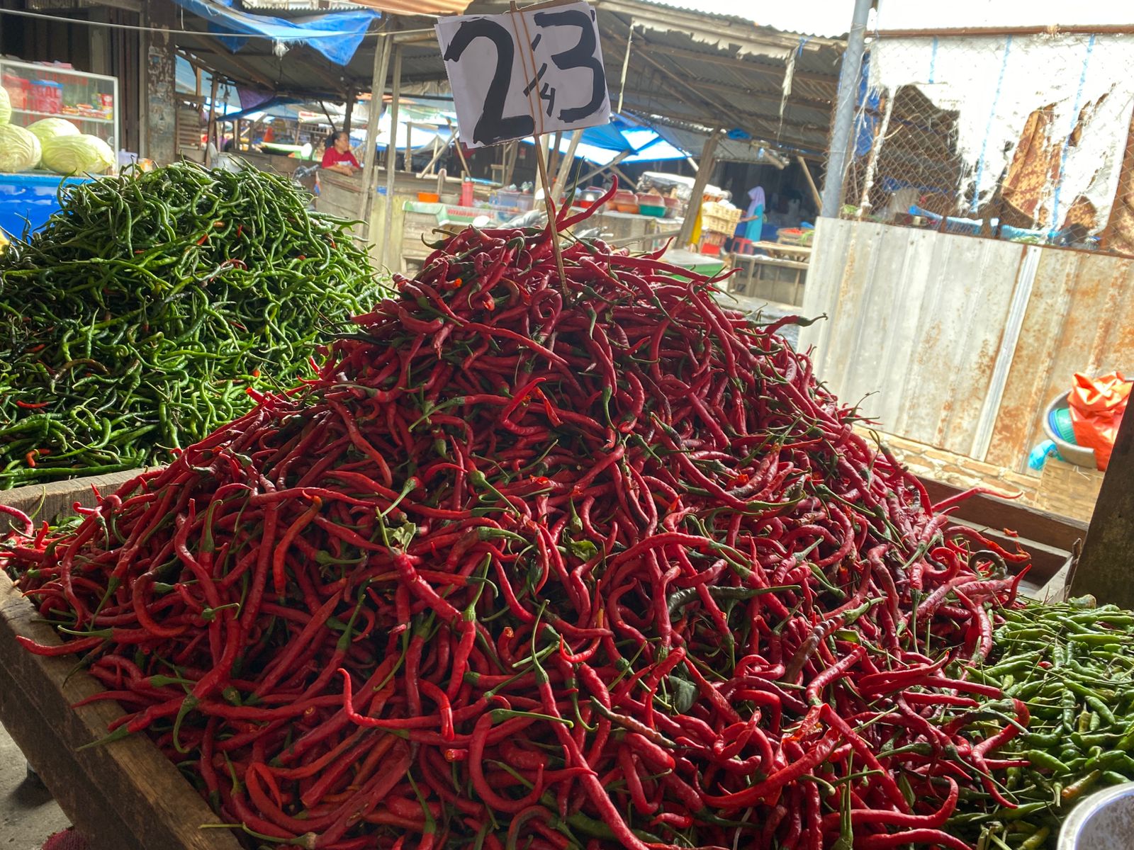 Berbelanja Cabai Mahal