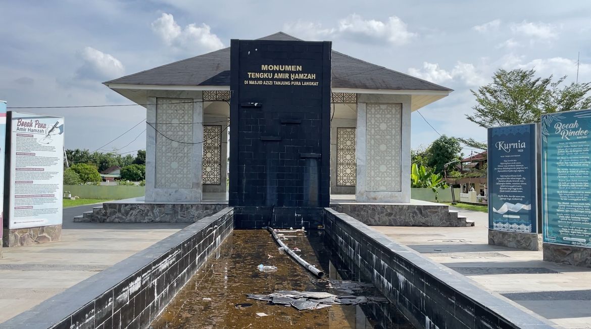 Monumen Pahlawan Nasional Tengku Amir Hamzah