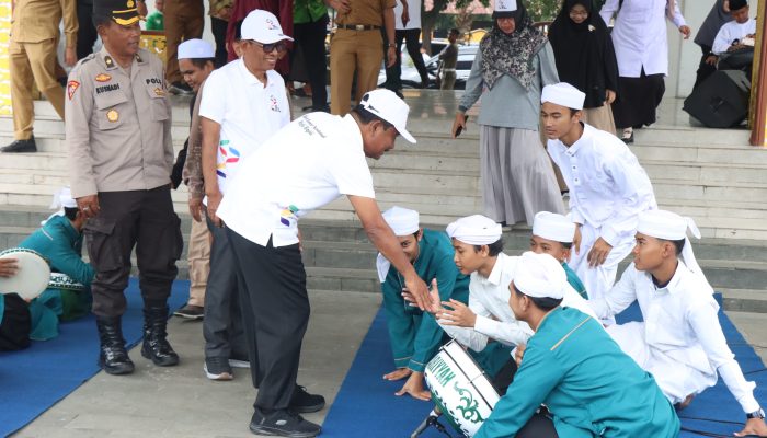 Hari Santri 2025 di Binjai, Amir Hamzah Ingatkan Perkembangan Teknologi 