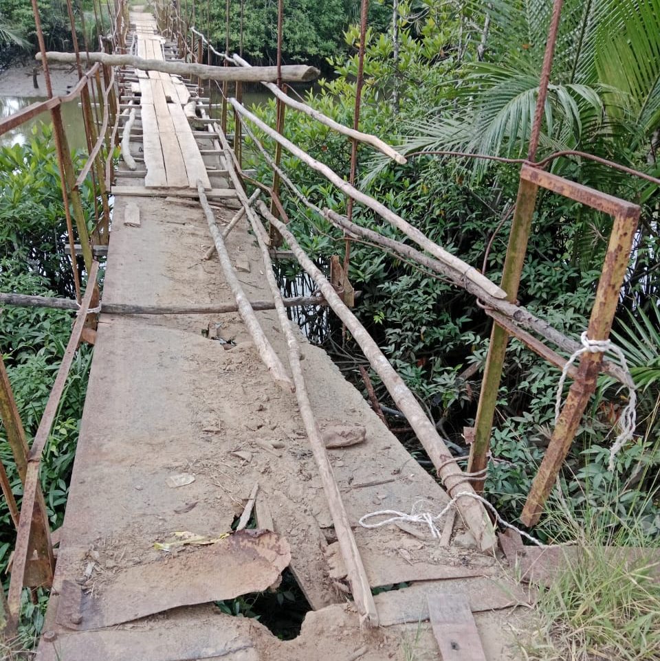 Jembatan Putus Desa Pangkalan Siata