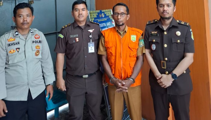 Kuasai Lahan PT Sri Timur, Kades Sei Tualang  Dieksekusi oleh Kejari Langkat