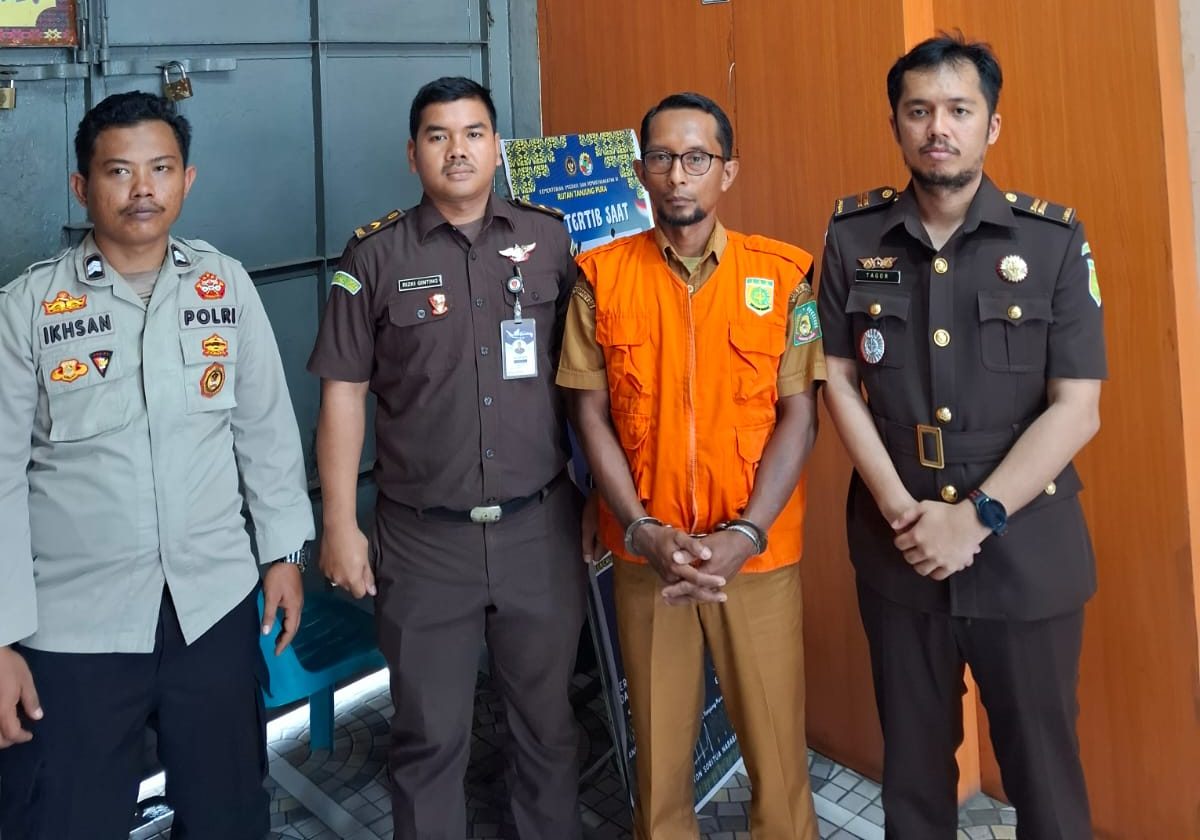 Kejari Langkat Tahan Kades