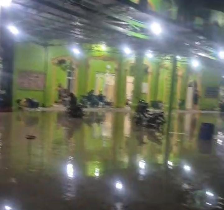 Masjid Asshalihin Batu Melenggang Hinai