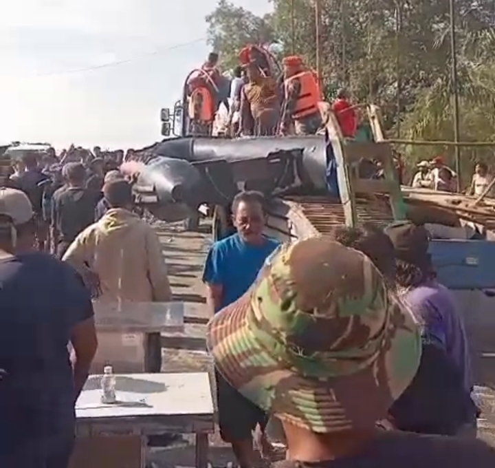 Bantuan Korban Banjir Dijarah Preman di Tanjung Pura