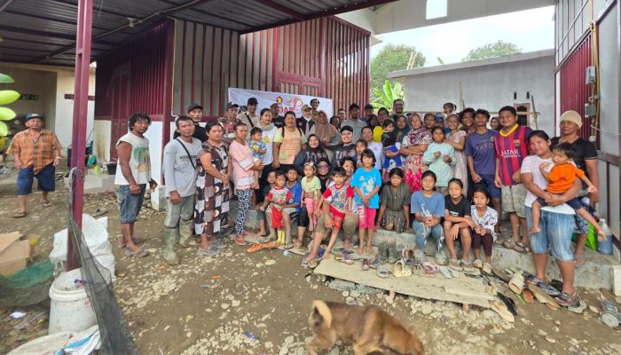 Desa Terisolasi di Besitang Terima Bantuan lewat Sungai, Jalan Masih Terputus