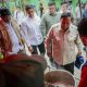 Presiden Prabowo mengunjungi pengungsi banjir di Tanjunng Pura Langkat