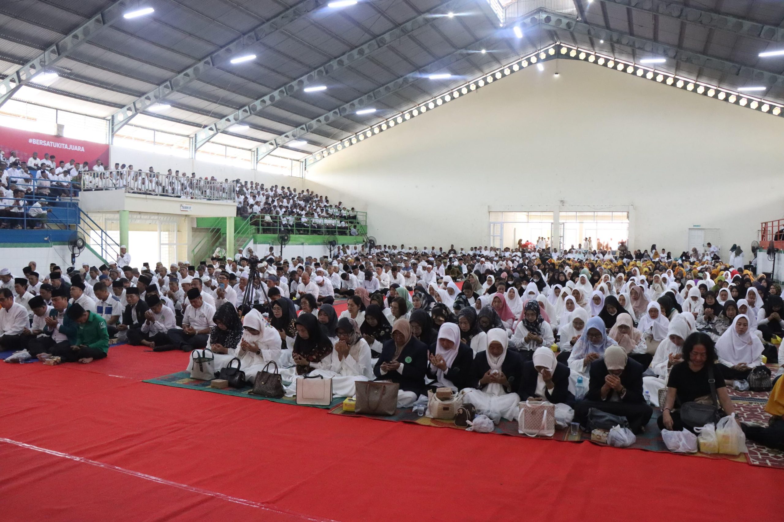 Warga Kota Binjai menghadiri doa bersama