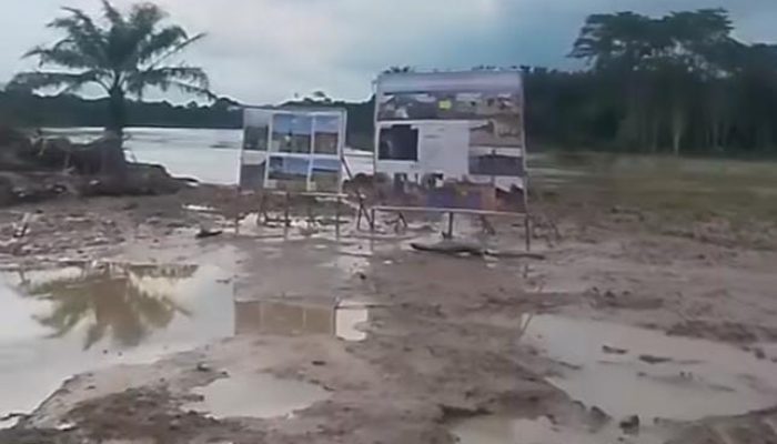 Air Sungai Batang Serangan yang Naik di Padang Tualng Sudah Surut