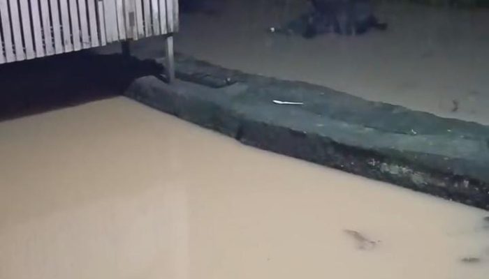 Hujan Deras Picu Banjir, Sungai Tenang Batang Serangan Meluap Rendam Permukiman Warga 
