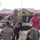 Personel Polres Langkat Disirami Kembang Usai Naik Pangkat