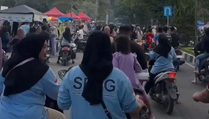 Awal Ramadan 2026, Jalan Proklamasi Stabat Dipadati Warga Berburu Takjil dan Ngabuburit