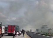 Asap Kebakaran Tebu di Lahan PTPN Picu Kecelakaan Beruntun di Tol Binjai-Tanjung Pura