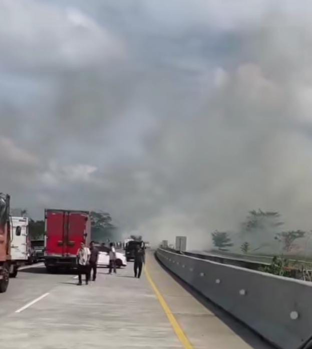 Asap Kebakaran Tebu di Lahan PTPN Picu Kecelakaan Beruntun di Tol Binjai-Tanjung Pura