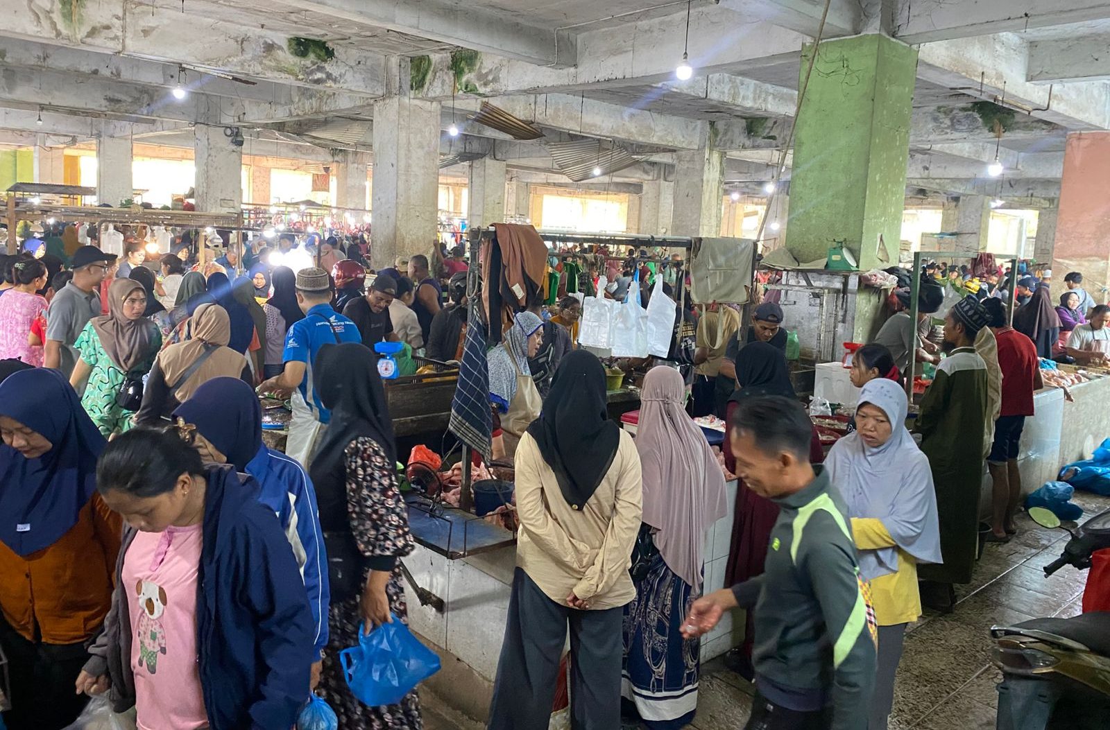 Harga Sembako Turun di Tengah Libur Panjang