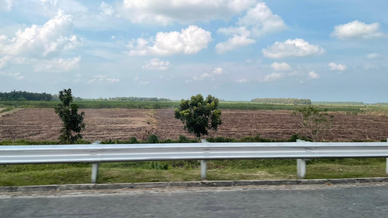Kabut Asap Lahan Tebu Diduga Picu Kecelakaan di Tol Binjai–Langsa