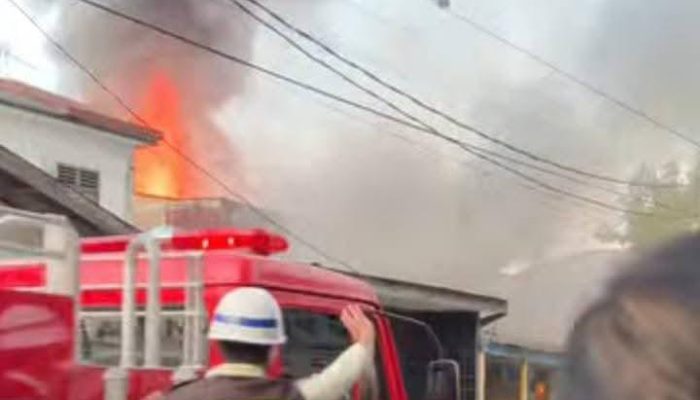 Kebakaran di Hari Kelima Lebaran, Rumah Warga di Pangkalan Brandan Hangus Dilalap Api