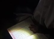 Listrik Padam Usai Subuh di Dendang Stabat, Warga Terpaksa Tadarus Pakai Senter