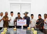 Solidaritas Muhammadiyah untuk Pemkab Langkat, PW Jatim Serahkan Mobil Operasional