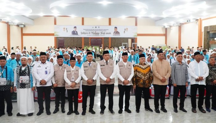 360 Calhaj Dilepas Menuju Tanah Suci, Gubsu dan Bupati Langkat Titip Doa untuk Kesejahteraan Daerah