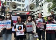 Dua Ibu Korban Kekerasan Aparat Serukan Keadilan untuk Andrie Yunus di Sidang UU TNI