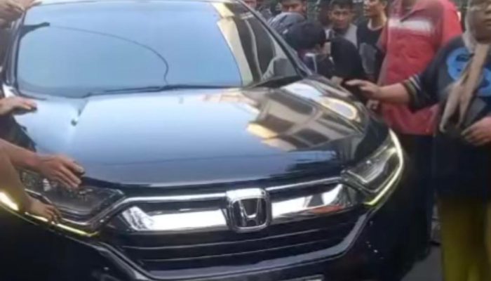 Polisi Berikan Penjelasan soal Mobil Mewah Tabrak Pedagang di Pasar Kaget Binjai