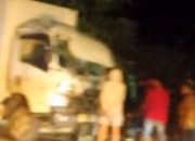 Kecelakaan Mobil Box Tabrak Truk Fuso di Langkat