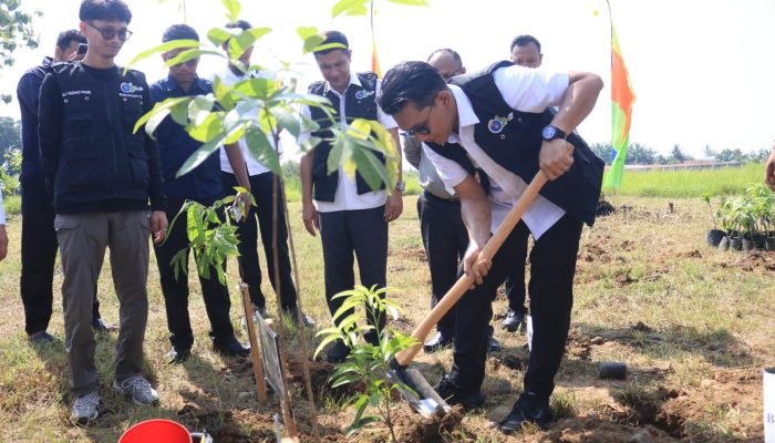 Wakil Wali Kota Binjai Buka Gerakan “1000 Jejak Hijau”, Tanam Pohon untuk Masa Depan Lestari