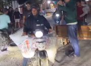 Geram Jalan Rusak Telan Korban Jiwa dan Berdebu, Ratusan Warga Sambirejo Blokir Jalan