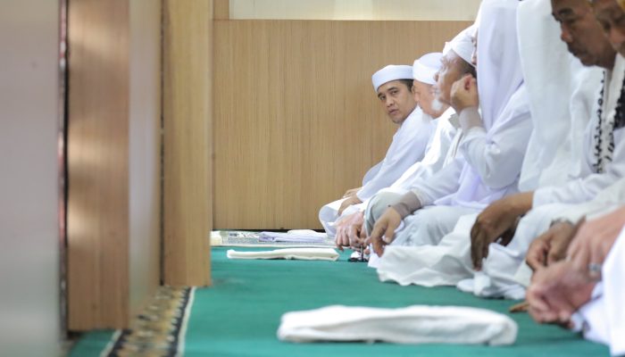 Lantunan Takbir Menggema, Ribuan Jamaah Khusyuk Sholat Idul Adha di Babussalam Besilam