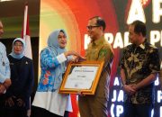 Syah Afandin Antar Langkat Raih Penghargaan Nasional Pembangunan Keluarga Berkualitas
