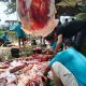 12 Ekor Lembu dan 2 Kambing Dikurbankan, Masjid Nurul Muttaqin Stabat Bagikan 786 Bungkus Daging untuk Masyarakat