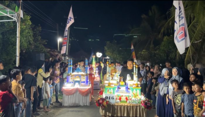 Gemerlap Tahun Baru Islam di Banyumas Langkat, Miniatur Masjid Bercahaya Curi Perhatian Warga