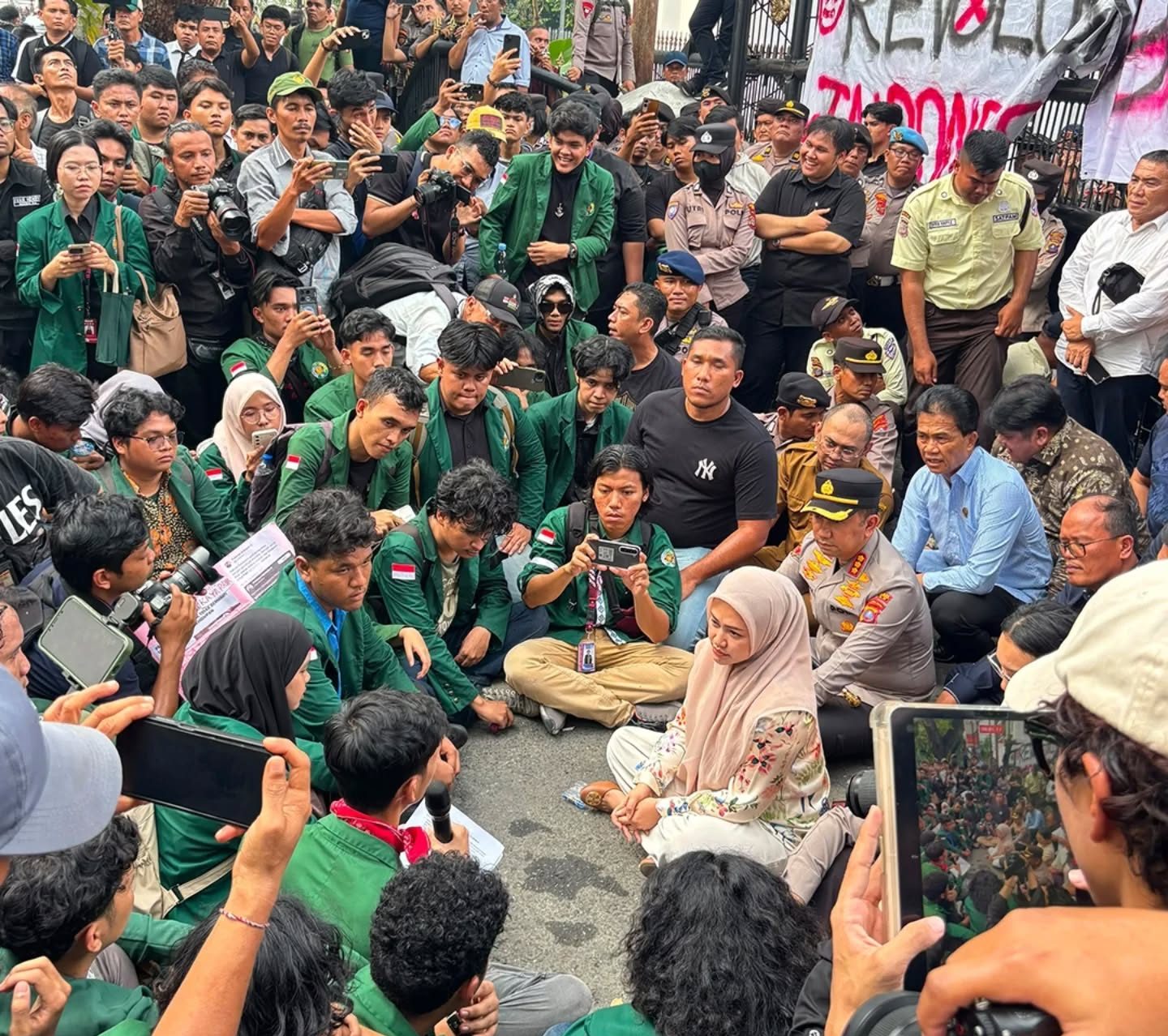 Ketua DPRD Sumut